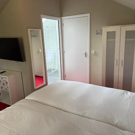 Het Uilenbos 3*
