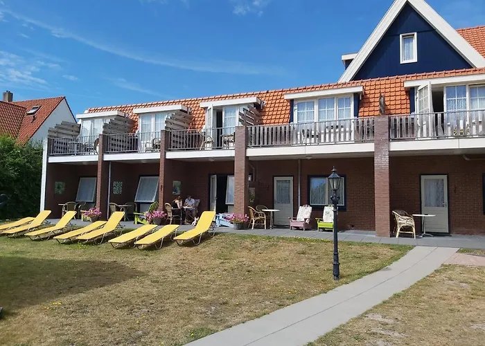 Het Uilenbos Hotell De Koog (Texel)