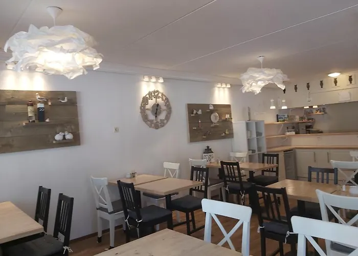 Hotell Het Uilenbos De Koog (Texel)