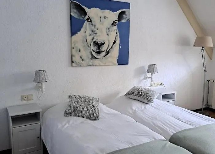 Het Uilenbos Hotel De Koog (Texel)