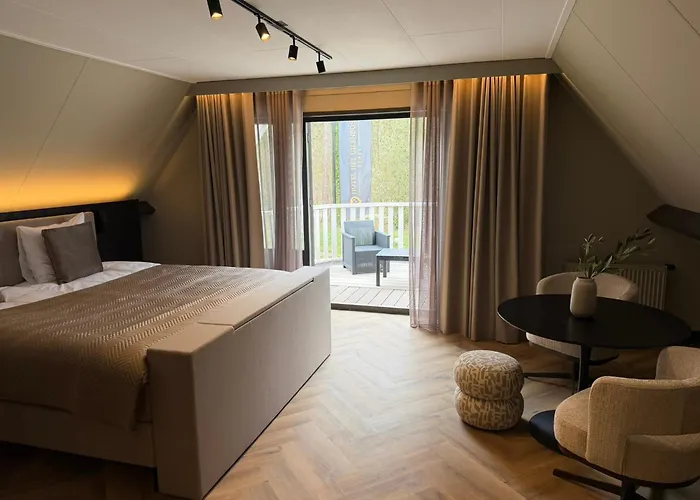 Het Uilenbos Hotell 3*