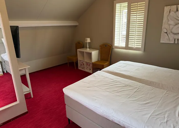 Het Uilenbos Hotell De Koog (Texel)