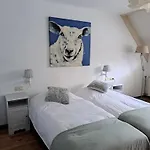 Het Uilenbos Отель Де-Коог