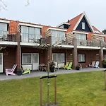 Het Uilenbos Де-Коог