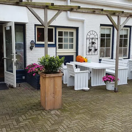 Het Uilenbos Hotel De Koog (Texel)